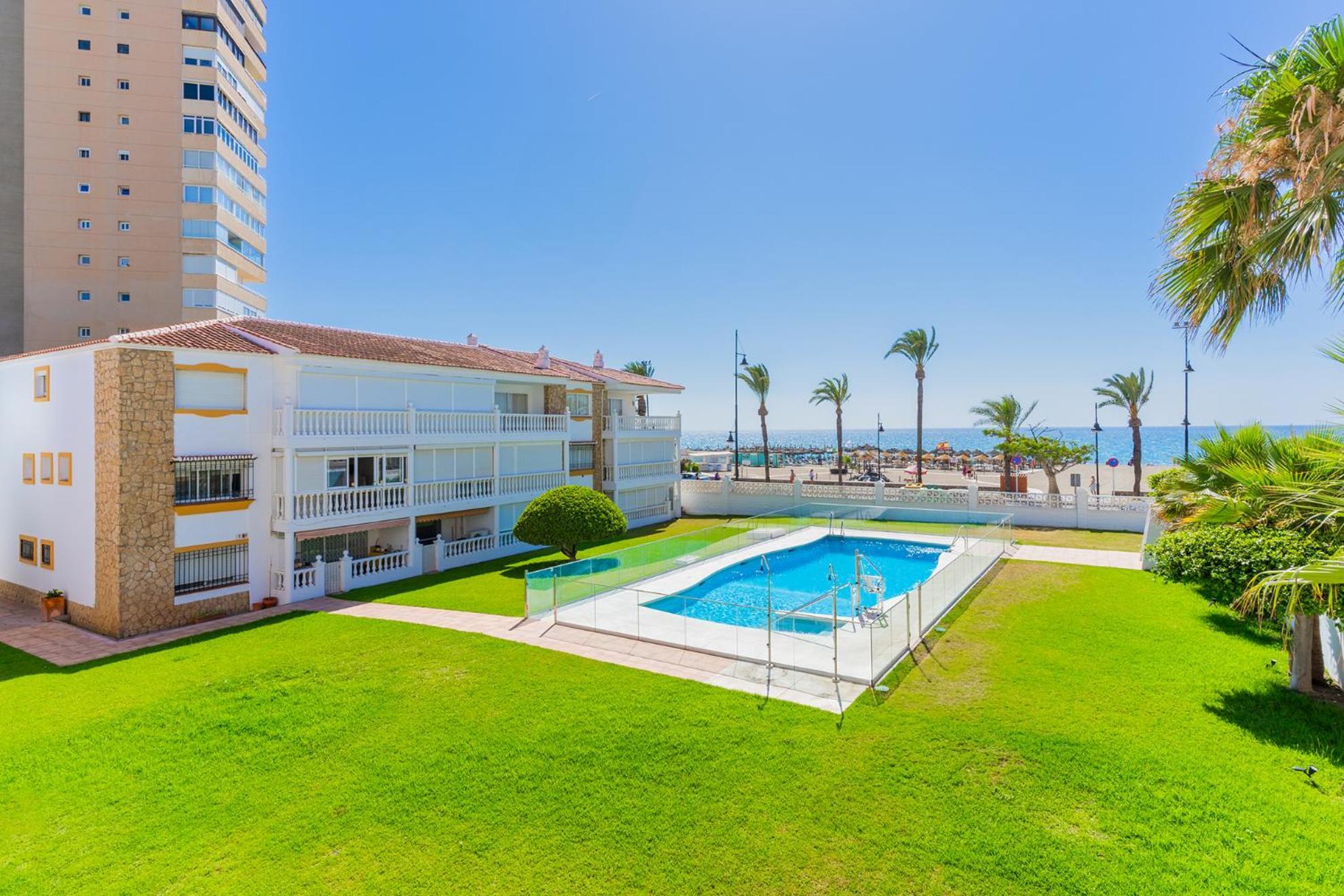 Torremolinos Playamar Primera Linea De Playa Urb. La Farola Eksteriør billede